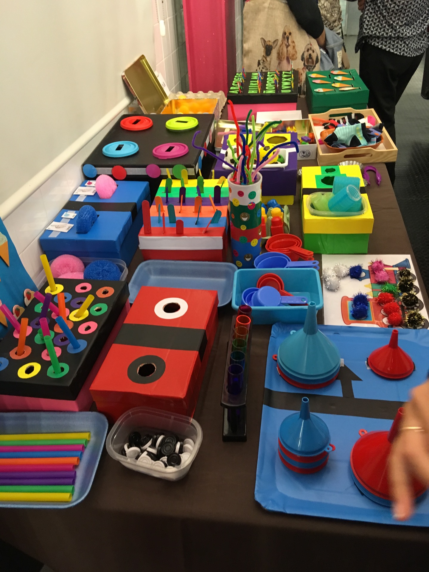 Material "el sonido de la hierba al crecer"